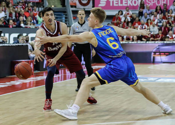 的巨额支出 的巨额支出